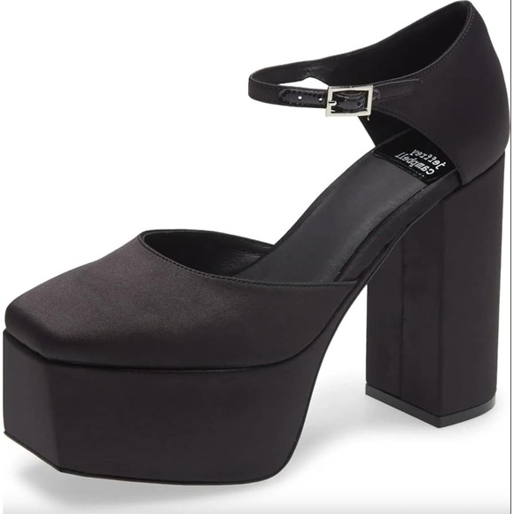 Jeffrey Campbell Shoes - Jeffrey Campbell Ovr-N-Out Satin Platform Heels in Black sz 38 (US 7.5)